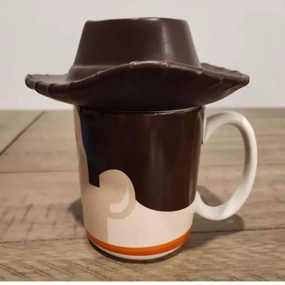 VINTAGE 1994 90s HALLMARK DISNEY PIXAR TOY STORY WOODY MUG WITH COWBOY HAT COVER